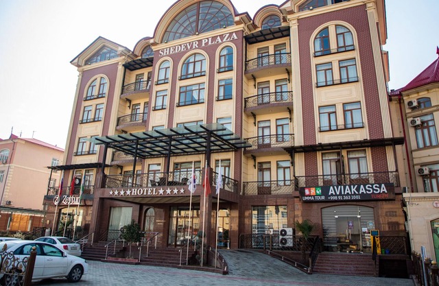 Shedevr Plaza