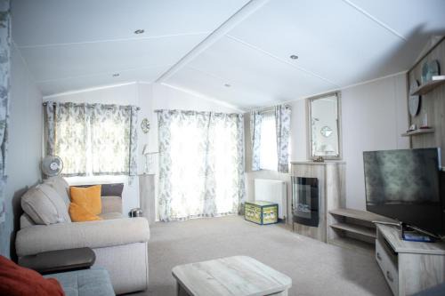 Sheerness Holiday Caravan for 6