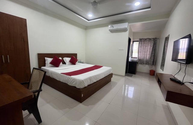Shelke Mama's Lodging & Resorts