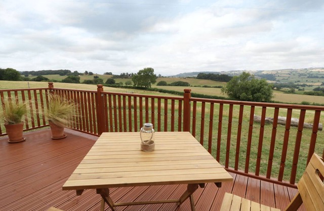 SHEPHERD'S VIEW, casa de vacaciones de carácter en Minsterley, Ref 968475