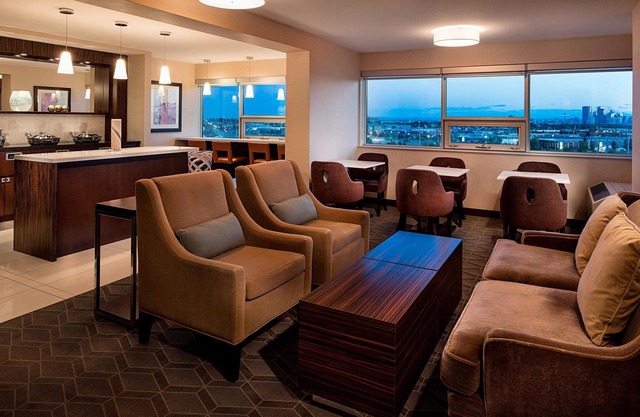 Sheraton Cavalier Calgary Hotel