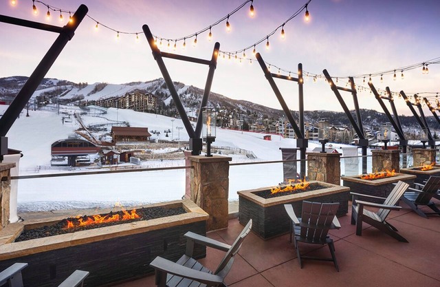 Sheraton Steamboat 2br, 2 ba. Morningside Villa SKI IN, SKI OUT. New Year's Week
