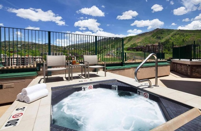 Sheraton Steamboat Resort Villas - Luxurious retreat in Steamboat Springs, CO
