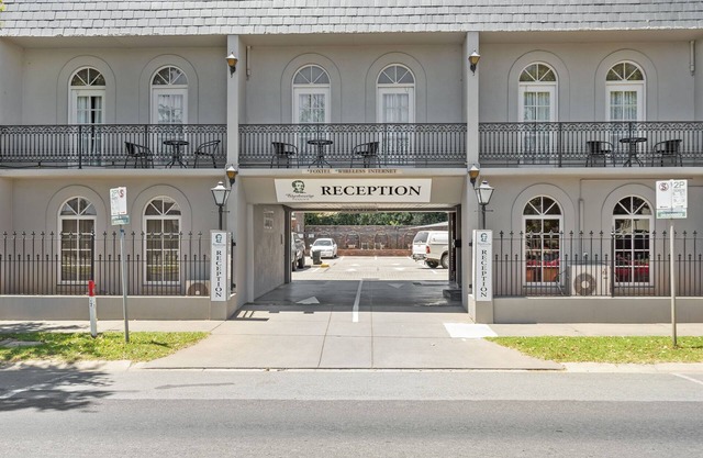 Sherbourne Terrace Hotel