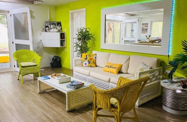 Shine AwayHome-Family Beachfront with Free WI-FI, A/C