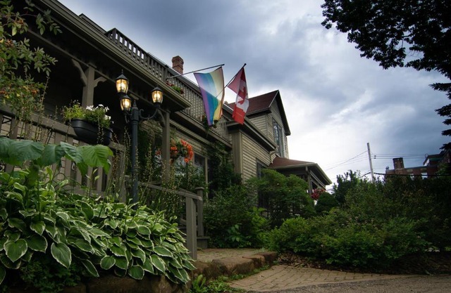 Shipwright Inn