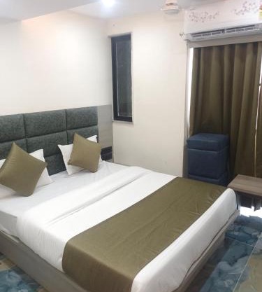 Shiv hotel