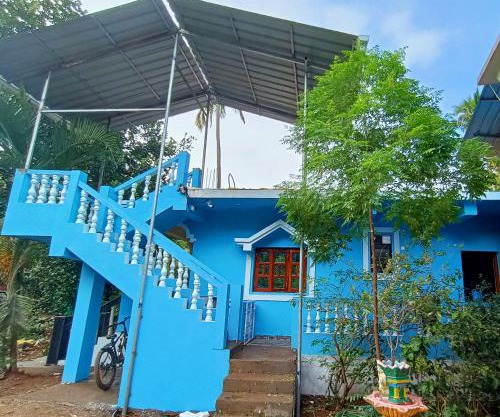 Shiva Home Stays