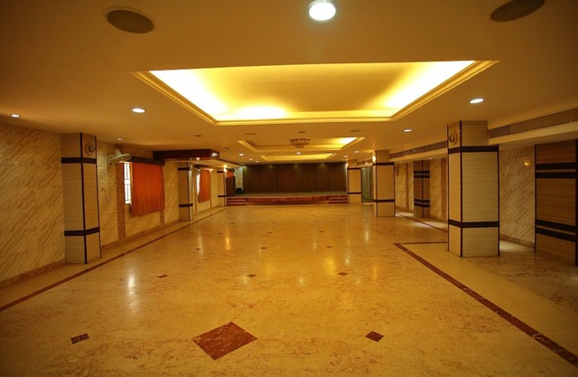 Shiva Residency