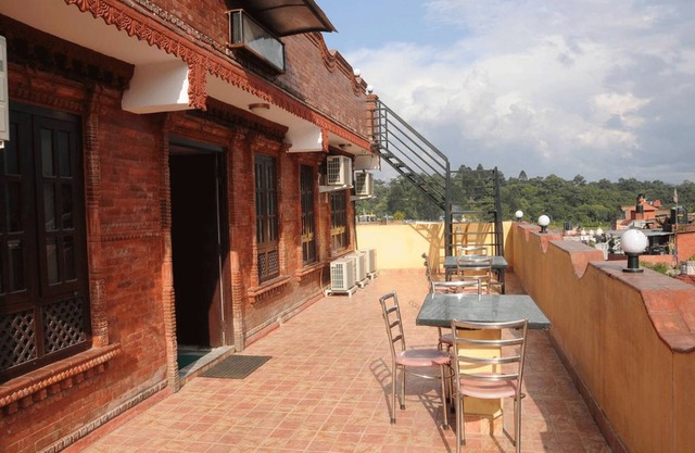 Shiva Shankar Hotel