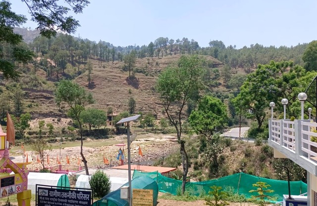 Shivalik River Retreat