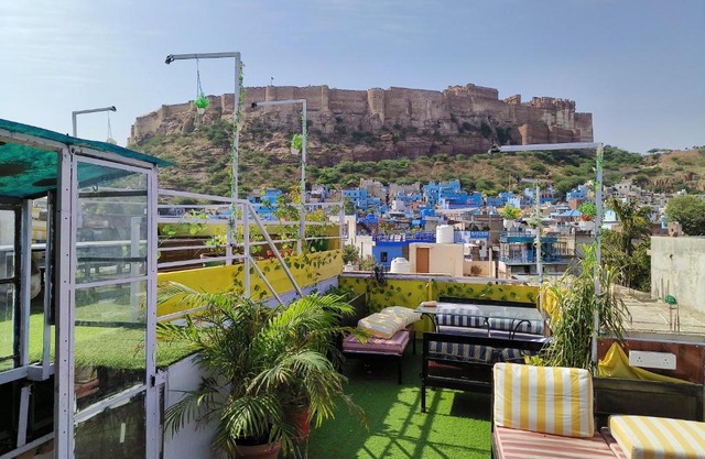 Shivam Guest House