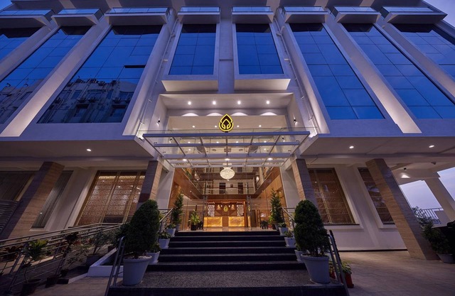 Shivas Galaxy Hotel