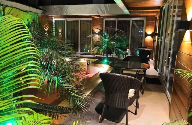 Shivers Oasis Delux Luxury Suite 2 (a 5 minutos de la playa)