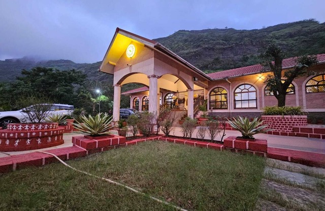 Shivraj Palace Resort