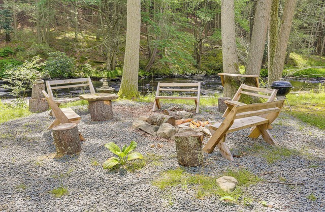 Shohola Creek On-Site: Updated Getaway w/ Deck!