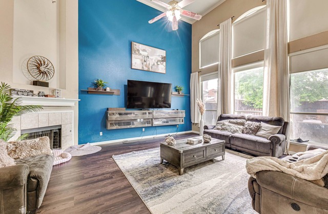 Shop, Play & Explore: Family Home in Allen