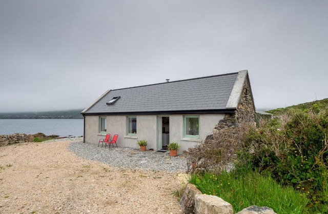Shore Cottage, Errislannan