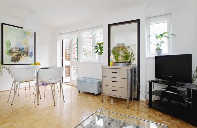 Shoreditch 1 bedroom apartment with Garden!