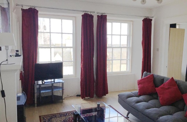 Shoreline 2 Bedroom Dunbar Serviced Apartment