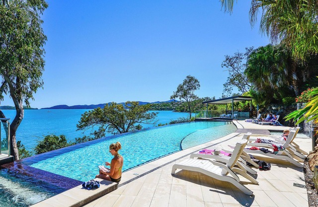 Shorelines 32 - Hamilton Island