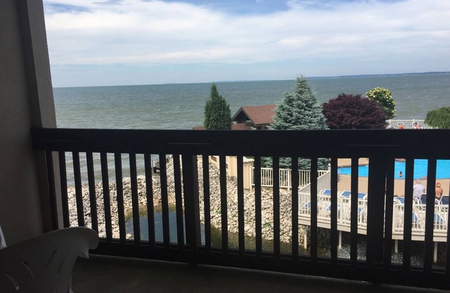 ** NUEVA LISTA ** Shores # 55: 1 BR duerme 4