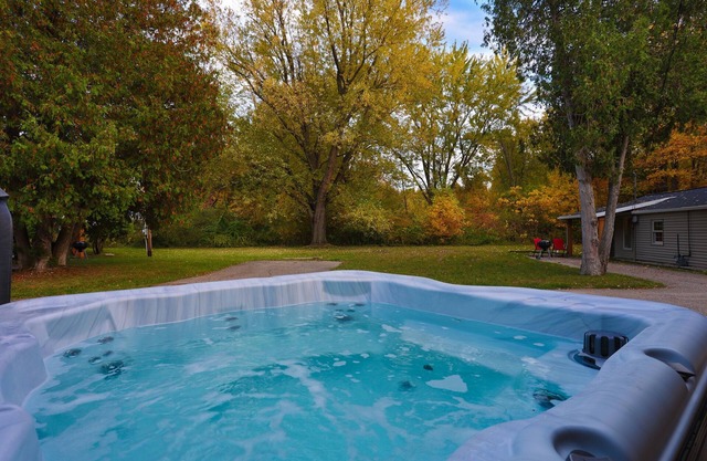 Shores-Pickleball Ct | Hot Tub (Shared) | 2.5 Acres | Dog OK | Fire Pit