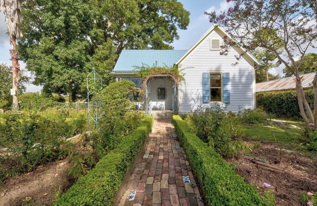 Short Street Cottage