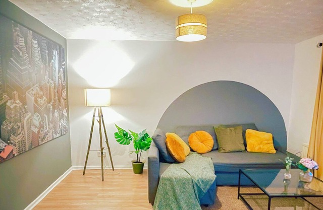 Monthly stays✪3 bedrooms ✪Homevy Relocations✪