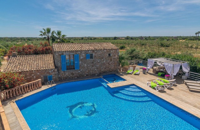 SHORT (SHORT DEN RITA) - Villa con piscina privada en es Llombards. WiFi Gratis