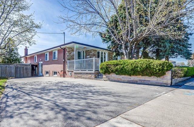 Short Term Rental near York University ( Keel & Finch ave)