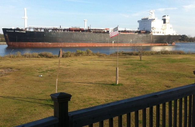 Casa frente al mar en Calcasieu Ship Channel