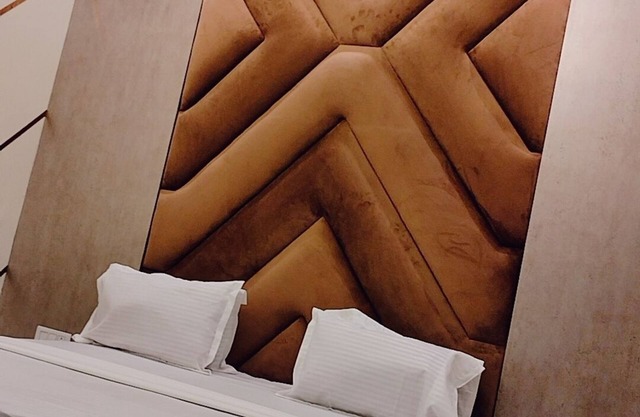 Shraddha Hotel