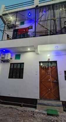 Shri Brahmadev Athithi Bhavan