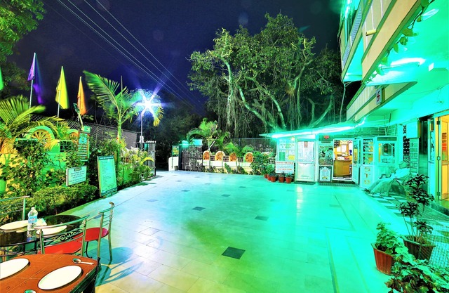 Shri Ganesh Hotel