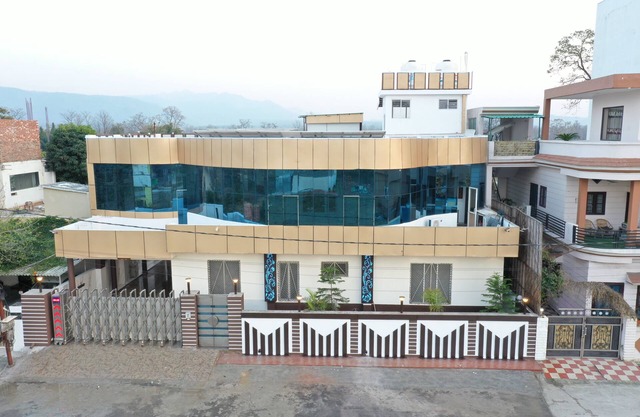 Shri Vyas HomeStay-Tranquility & Peace in Elegance