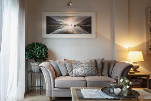 Shrubbery Mews Luxury Apartment