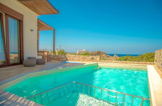 Sia Elafonisi Pool House