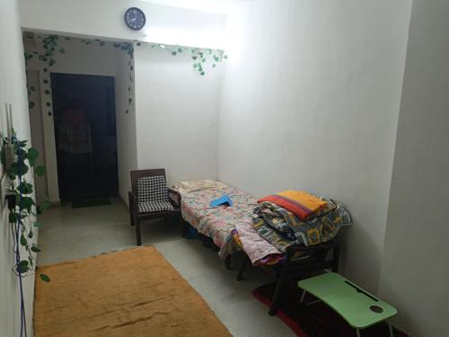 Siddhi chakra - Only Family Rooms on Monthly Basis rooms in Home Apartment