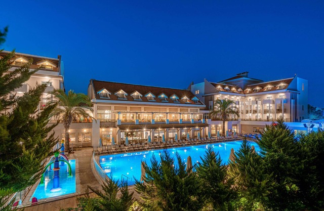 Side Story Resort & Spa