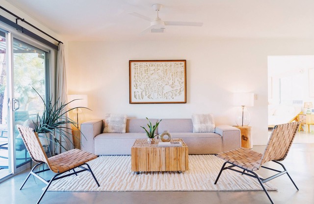Sienna Sky House - 5 min from Joshua Tree Park Entrance + Hot Tub + Views!