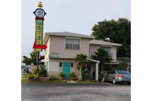 Siesta Motor Inn By Townhouse Kennedy Space Center Titusville I 95
