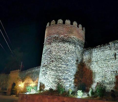 Sighnaghi Hotel Fence Door&Сигнахи Отель Ворота Крепости&სიღნაღი სასტუმრო გალავნის კარი