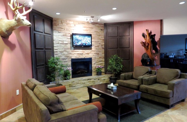 Sigma Inn & Suites Hudson's Hope