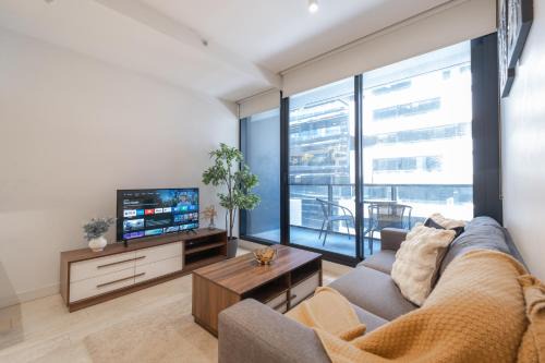 Signature South Yarra Style 2br2bafree Parking