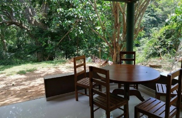 Silent Bungalow River Side