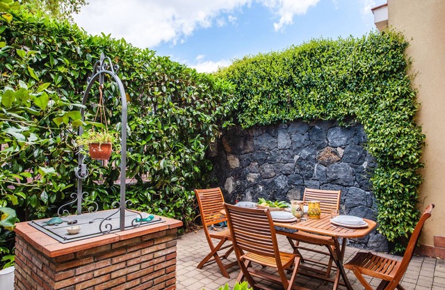 Siliqua House with Garden by Wonderful Italy