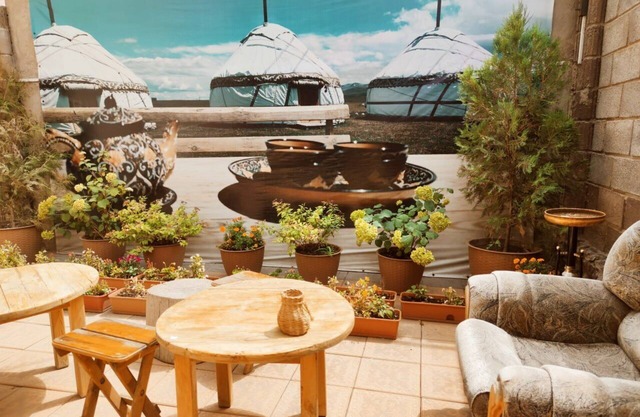 Silkroad Guest house
