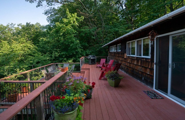 Silver Bay Home con vistas al impresionante lago George