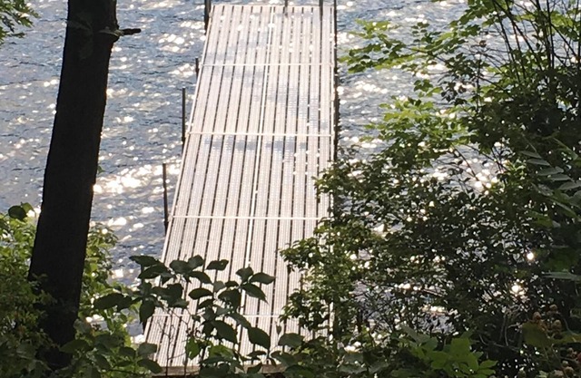 Silver Bay, frente al lago privado en el lago George, solicite tarifas de último minuto